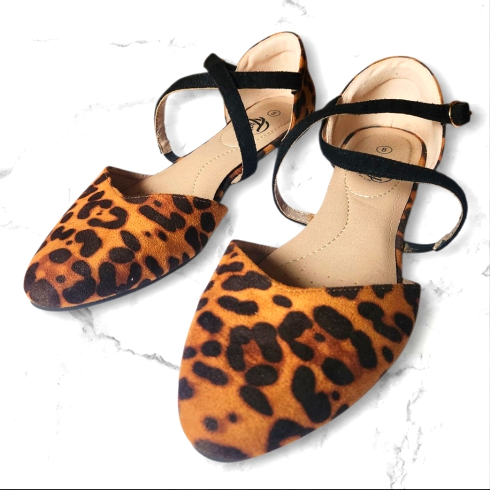Trary Criss Cross Strap Leopard Print Women's Ballet Flats Size 8